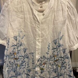 Banana Republic White Textured Blouse